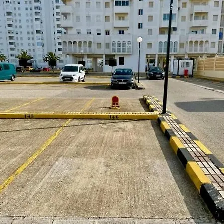 Gatu Salada, Junto La Playa, Parking, Terraza, Aire Acc, Piscina, Wifi Solo Familias O Grupos Mayores De 25 Anos Apartment